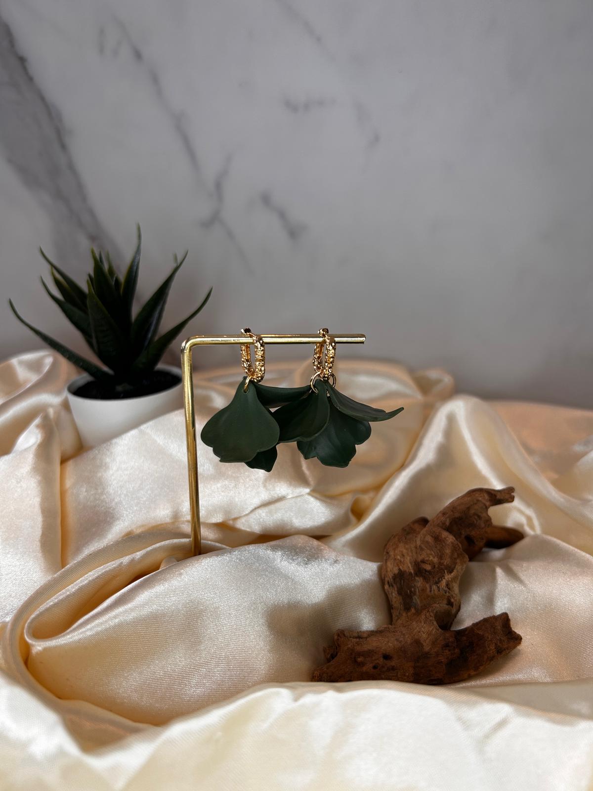Fan Out Petal Hoops