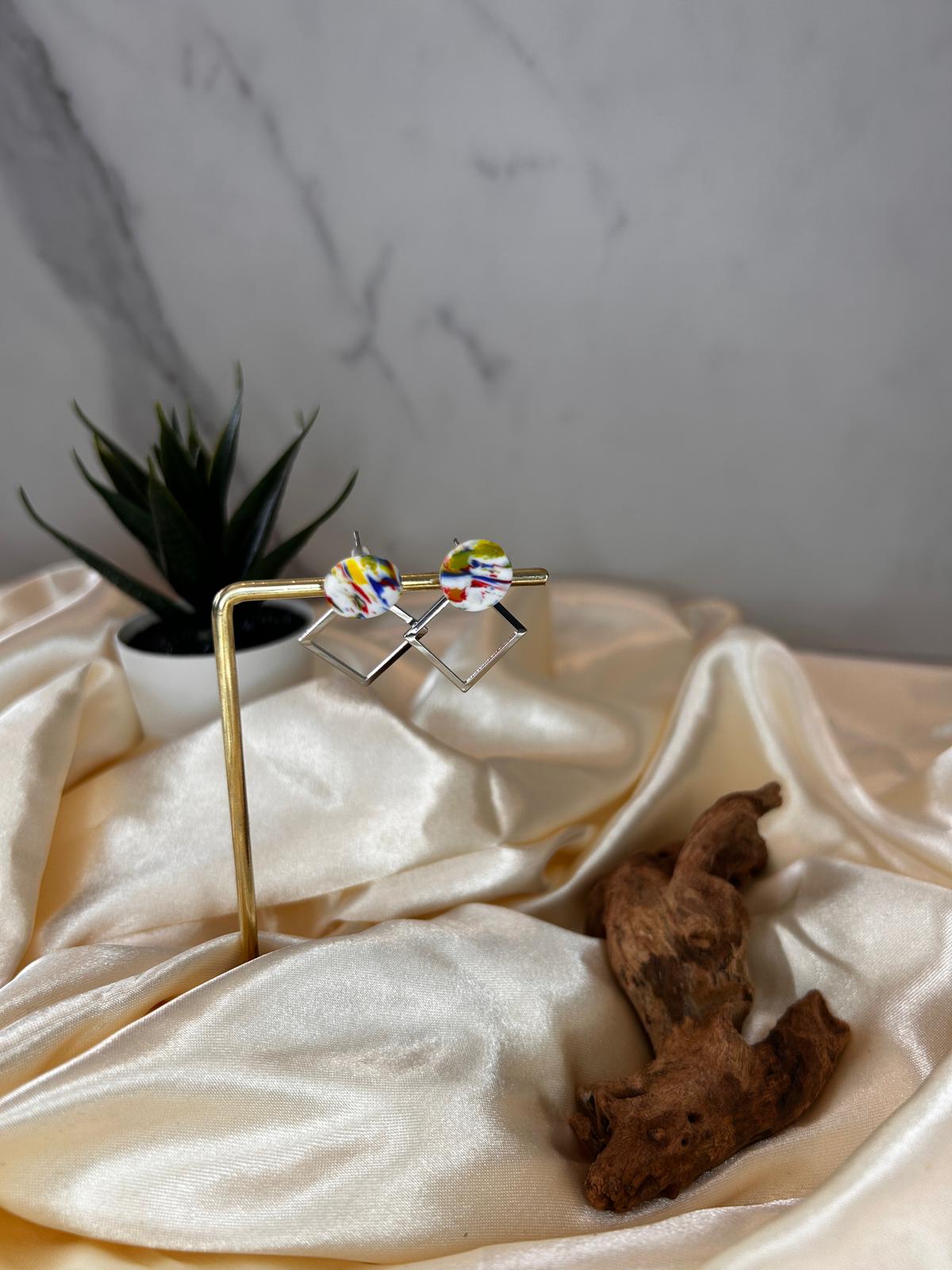 Circle Diamond Stud
