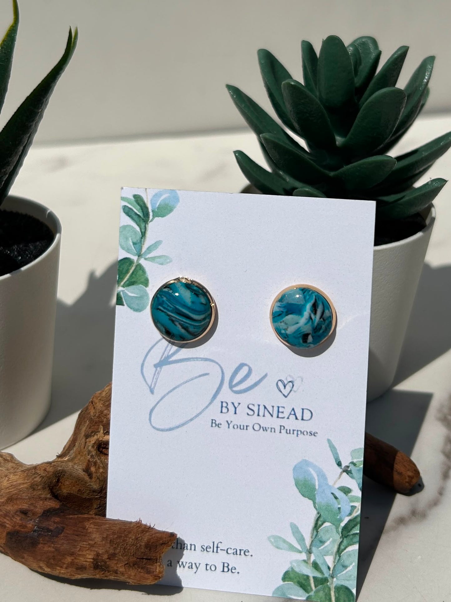 Gold Rim 3D Studs
